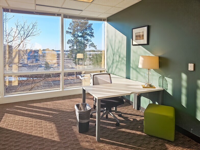 More Photos Of 4000 Faber Place Dr, North Charleston Coworking Space