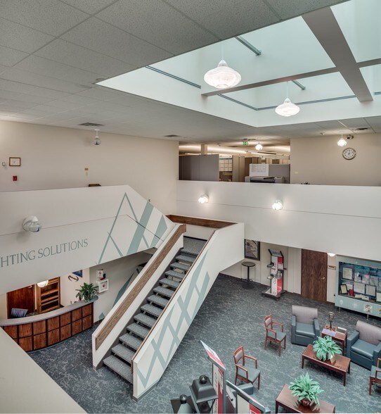 More Photos Of 3825 Columbus Rd, Granville Loft Creative Space For Lease