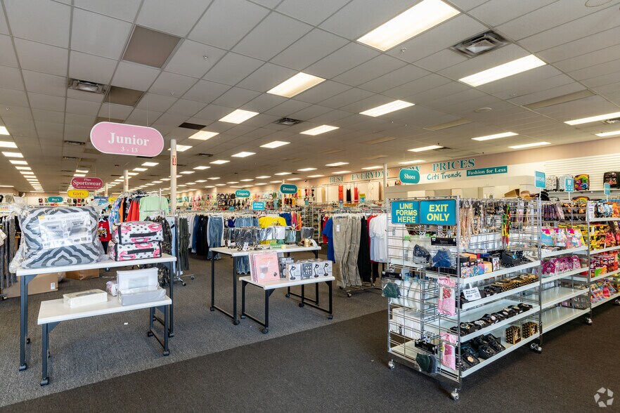 More Photos Of 4655-4741 Washtenaw Ave, Ann Arbor Freestanding For Lease