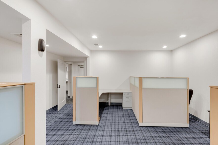 More Photos Of 2260 E 88th Ave, Denver Office Residential For Sale