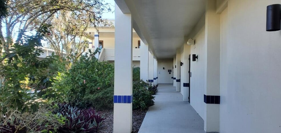 More Photos Of 500 N Washington Ave, Titusville Medical For Lease