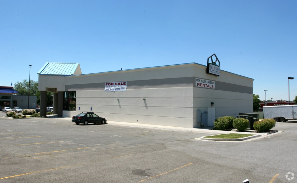 More Photos Of 4029 Riverdale Rd, Ogden Restaurant For Sale