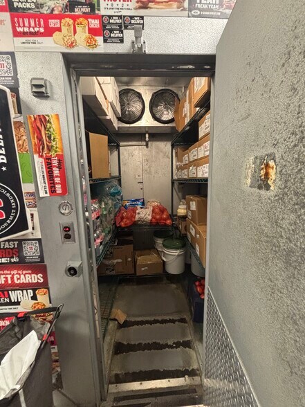 More Photos Of 302-306 W Fairchild St, Danville Storefront For Sale