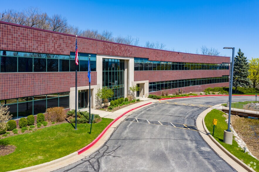 Primary Photo Of 375 Bishops Way, Brookfield Office For Lease