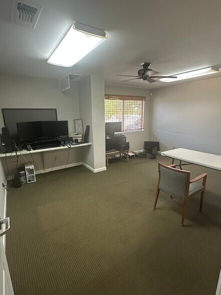More Photos Of 5411-5461 5411-5461 CA-20 Hwy, Yuba City Warehouse For Lease