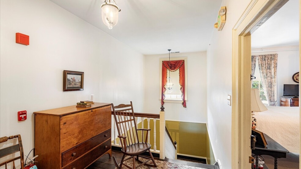 More Photos Of 637 Washington Blvd, Baltimore Hospitality For Sale