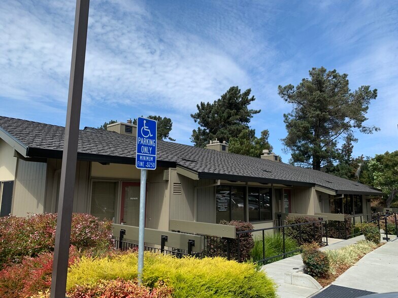 More Photos Of 2150 Appian Way, Pinole Office For Sale
