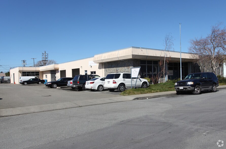 Primary Photo Of 882-890 Mahler Rd, Burlingame Warehouse For Lease