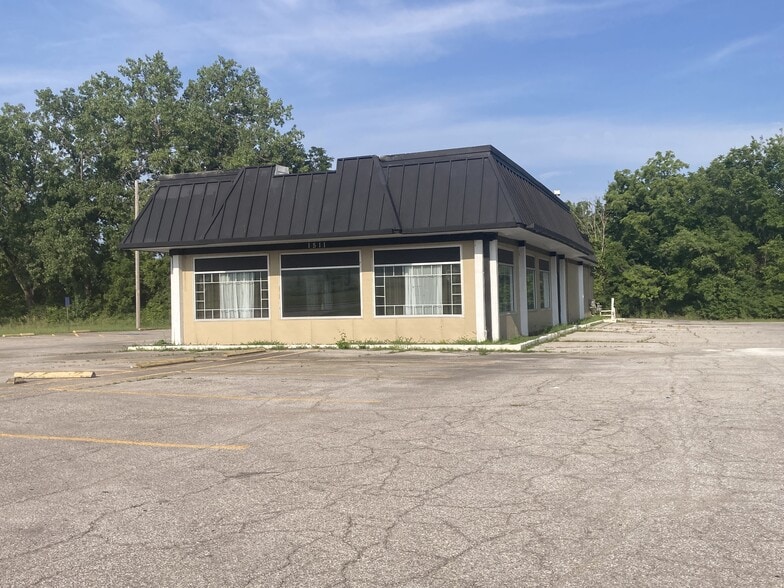 More Photos Of 1511 N Scott Ave, Belton Fast Food For Lease