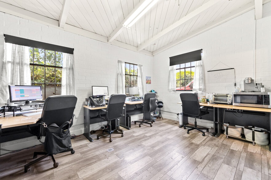 More Photos Of 1714 17th St, Santa Monica Medical For Lease
