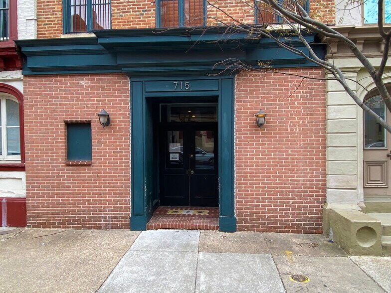 More Photos Of 715 St Paul St, Baltimore Office For Sale