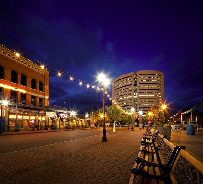 More Photos Of 350 Pine St, Beaumont Office For Lease