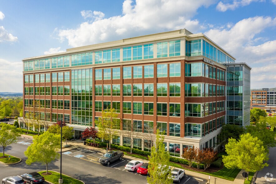 Primary Photo Of 1550 W McEwen Dr, Franklin Office Residential For Lease