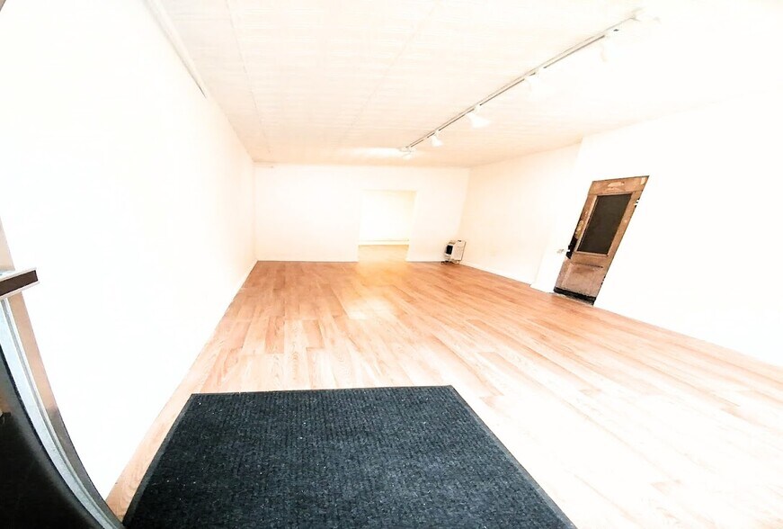 More Photos Of 304 Newark Ave, Jersey City Storefront Retail Office For Lease