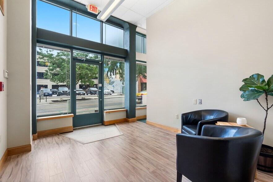 More Photos Of 324 Park Central W, Springfield Office For Lease