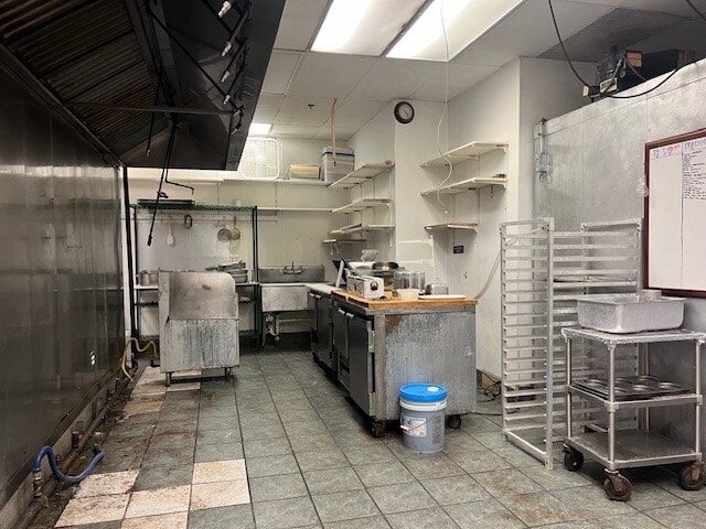 More Photos Of 546-574 Allen Rd, Basking Ridge General Retail For Lease