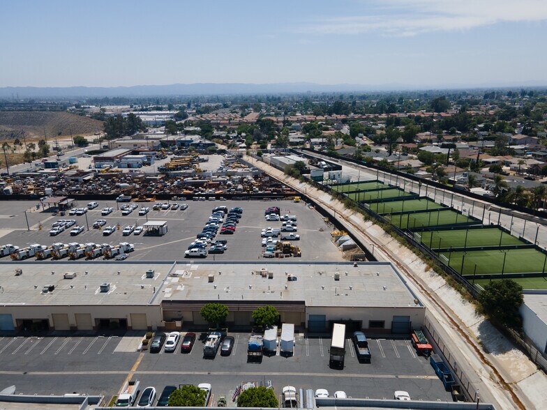 More Photos Of 12455 Branford St, Pacoima Warehouse For Sale