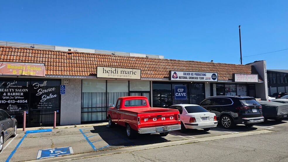 More Photos Of 23700 S Western Ave, Harbor City Storefront Retail Office For Sale