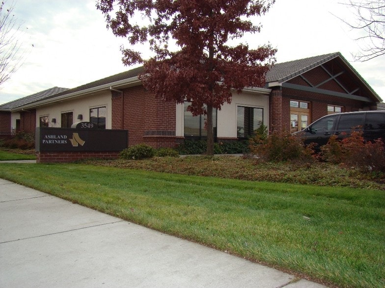 Primary Photo Of 3549 Lear Way, Medford Office For Lease