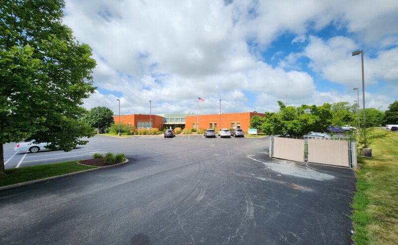 More Photos Of 801 N Country Fair Dr, Champaign Office For Lease