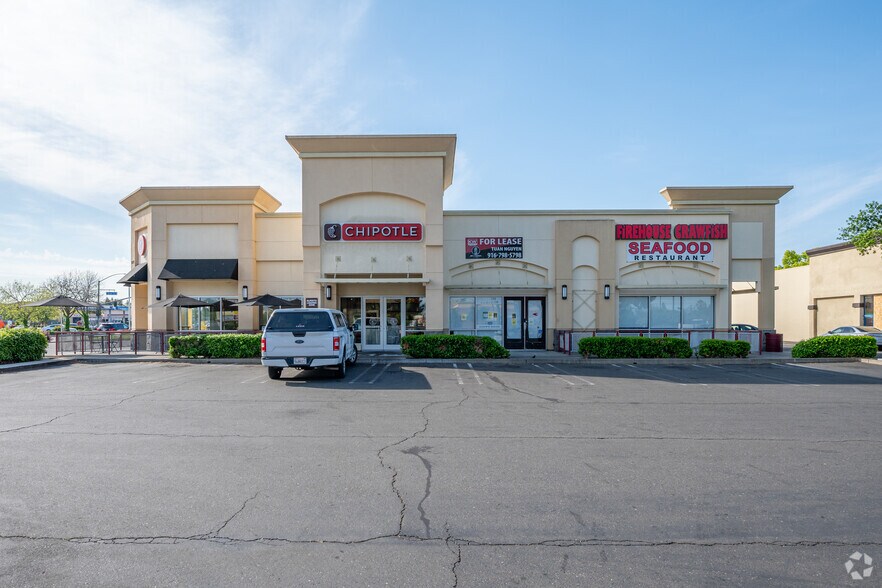 More Photos Of 2878 Zinfandel Dr, Rancho Cordova Restaurant For Lease