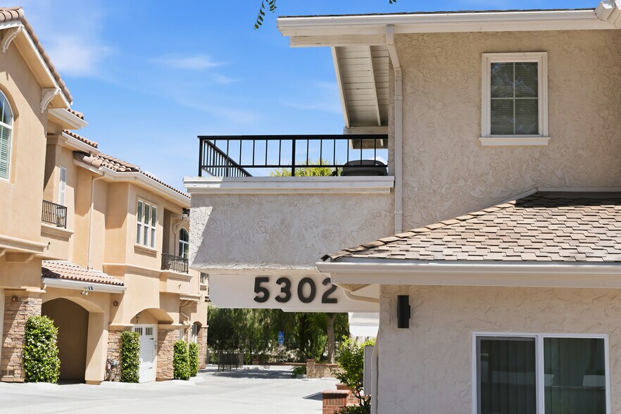 More Photos Of 5302-5304 Colodny Dr, Agoura Hills Apartments For Sale