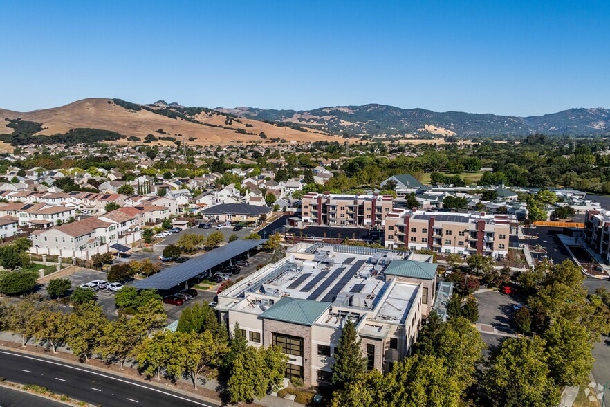 More Photos Of 5140 Business Center Dr, Fairfield Office For Lease