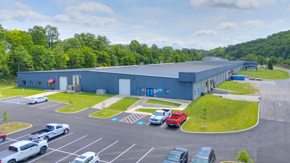 More Photos Of 700 Scattergood Dr NW, Christiansburg Distribution For Lease