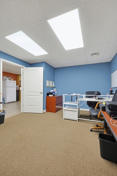 More Photos Of 24-26 Montauk Ave, New London Storefront Retail Residential For Sale