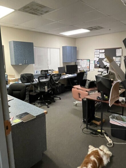 More Photos Of 65 Thomas Johnson Dr, Frederick Medical For Sale