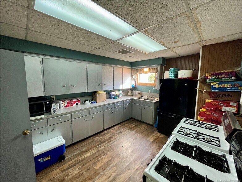 More Photos Of 2710 S Cherokee Dr, Muskogee Religious Facility For Sale