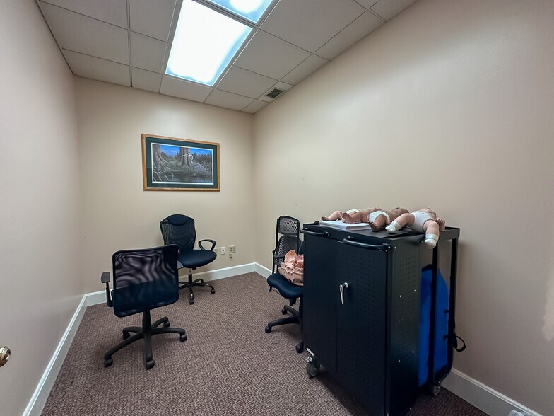 More Photos Of 1102 S Florida Ave, Lakeland Office For Lease