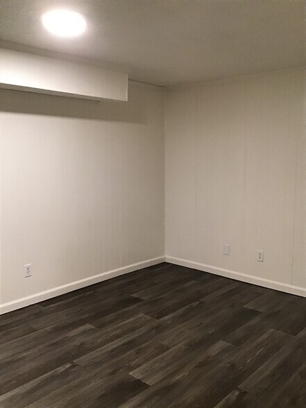 More Photos Of 103 Queen St, Georgetown Medical For Lease