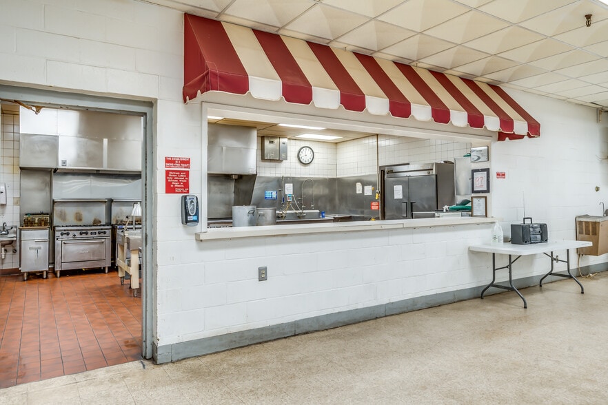 More Photos Of 555 Eastern Blvd, Montgomery Lodge Meeting Hall For Sale