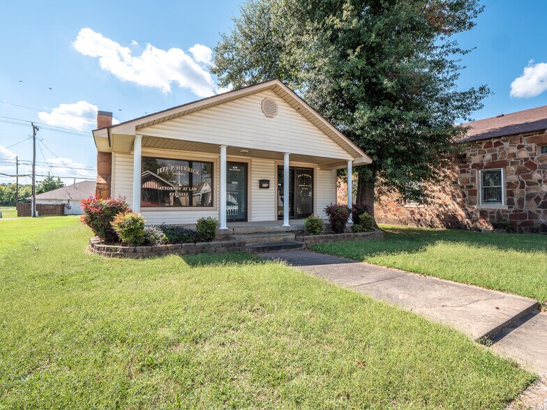 More Photos Of 426 E Wyandotte Ave, Mcalester Office For Sale