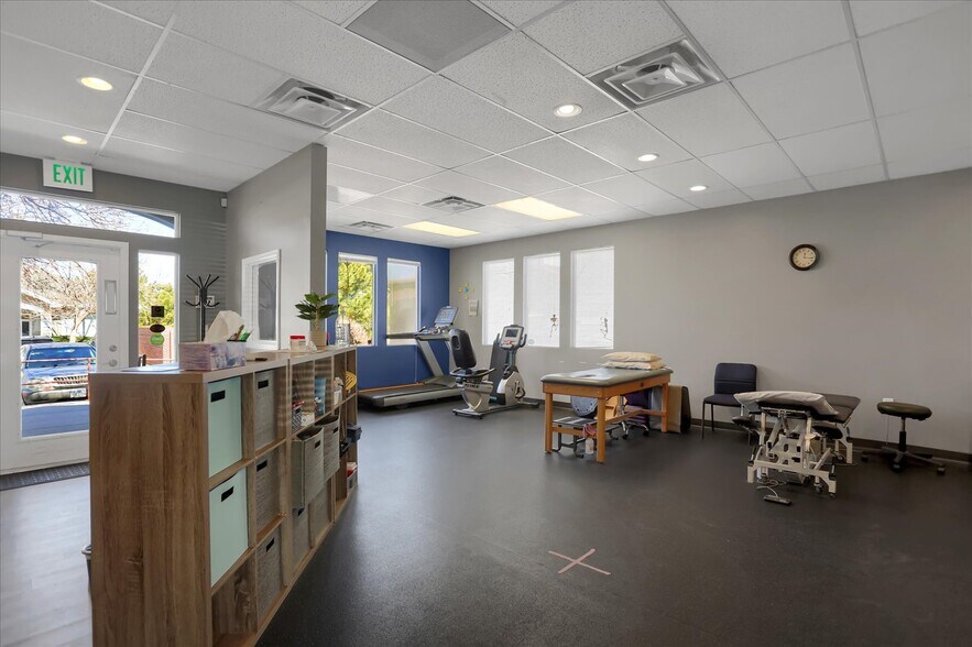 More Photos Of 2224 S Fraser St, Aurora Medical For Sale