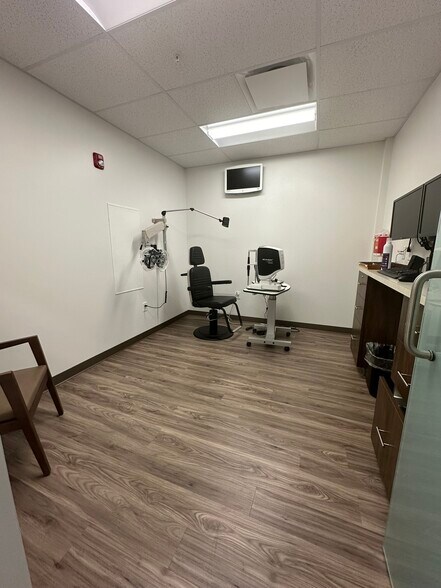 More Photos Of 1080 Polaris Pky, Westerville Medical For Sale