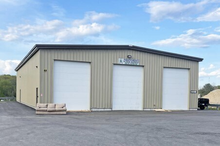 Primary Photo Of 185 Warren Ave, Westbrook Manufacturing For Lease