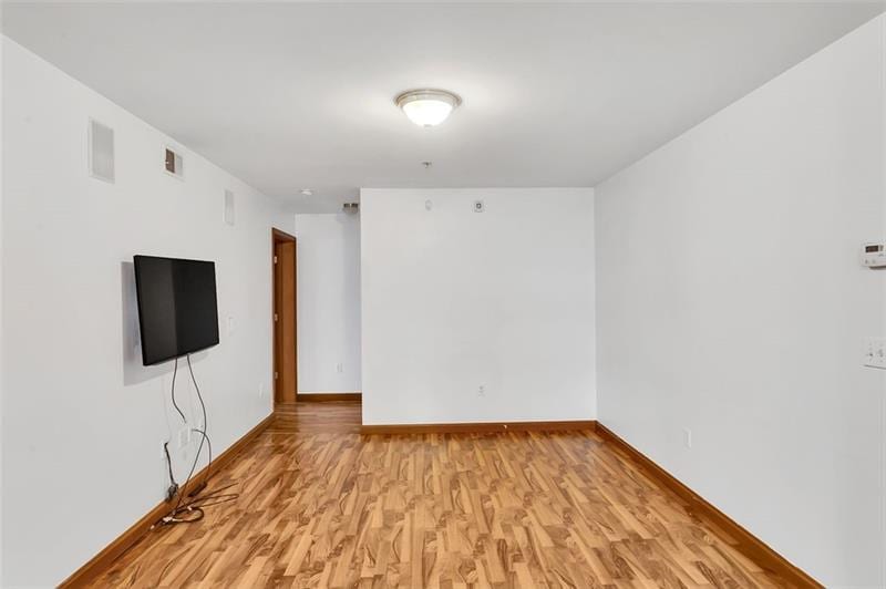 More Photos Of 456 2nd St, California Apartments For Sale