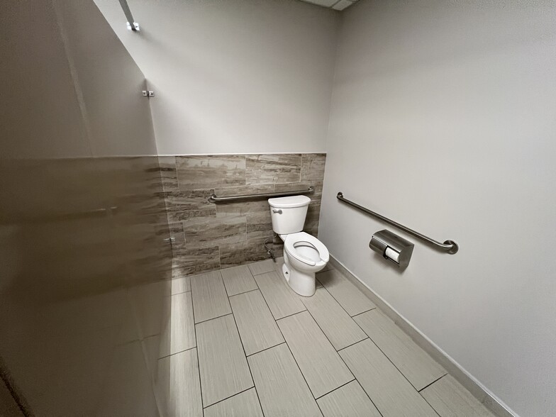 More Photos Of 221 Industry Ave, Springfield Office For Lease