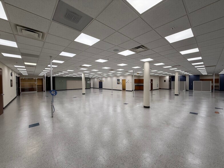 More Photos Of 112 Corporate Dr, Elizabeth City Office For Sale