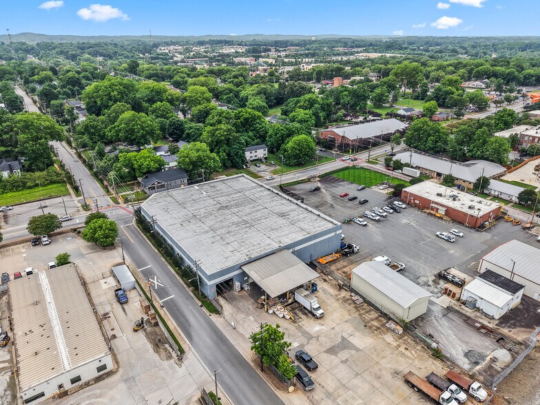 Primary Photo Of 315 Kerr St, Salisbury Warehouse For Sale