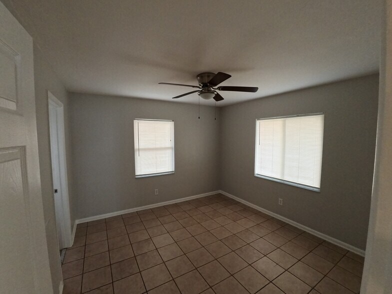 More Photos Of , Saint Petersburg Multifamily For Sale