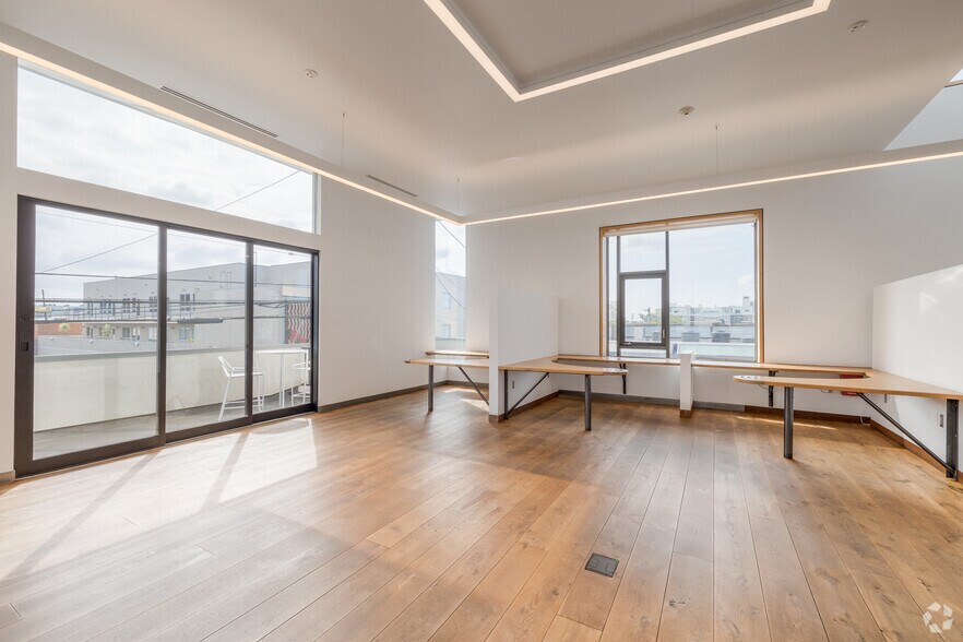 More Photos Of 2251 Barry Ave, Los Angeles Loft Creative Space For Sale