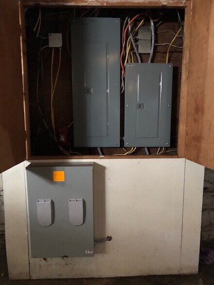 More Photos Of 8196 Green Rd, Hubbardsville Apartments For Sale