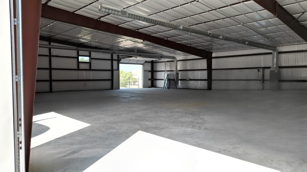 More Photos Of 775 County Road 270, Leander Unknown For Lease