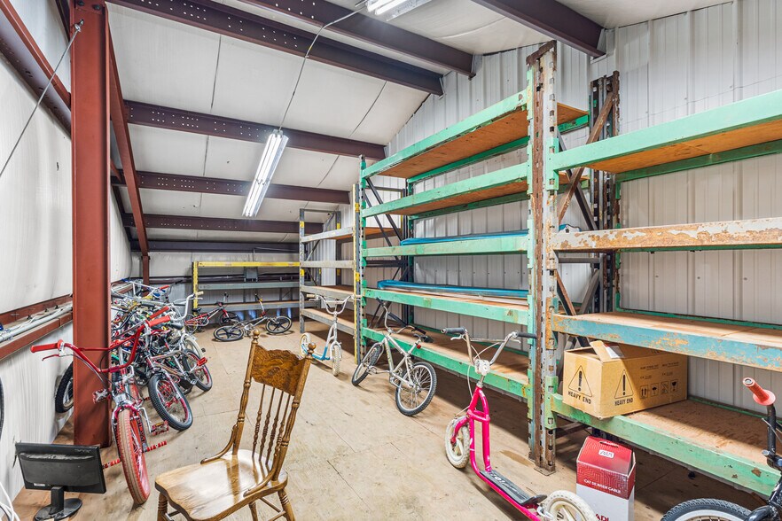 More Photos Of 260 Old Nicholson Rd, Walton Warehouse For Sale