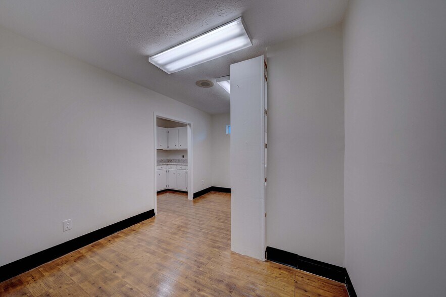 More Photos Of 8811 Front Beach Rd, Panama City Beach Medical For Lease