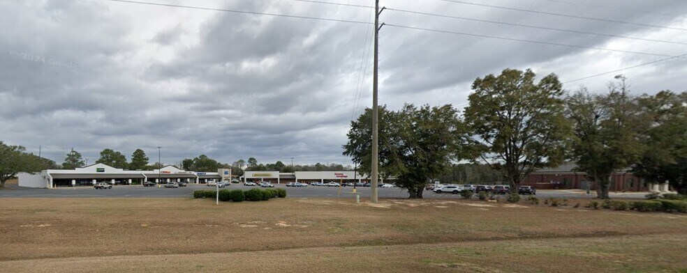 More Photos Of 1032 Boll Weevil Cir, Enterprise Storefront For Lease