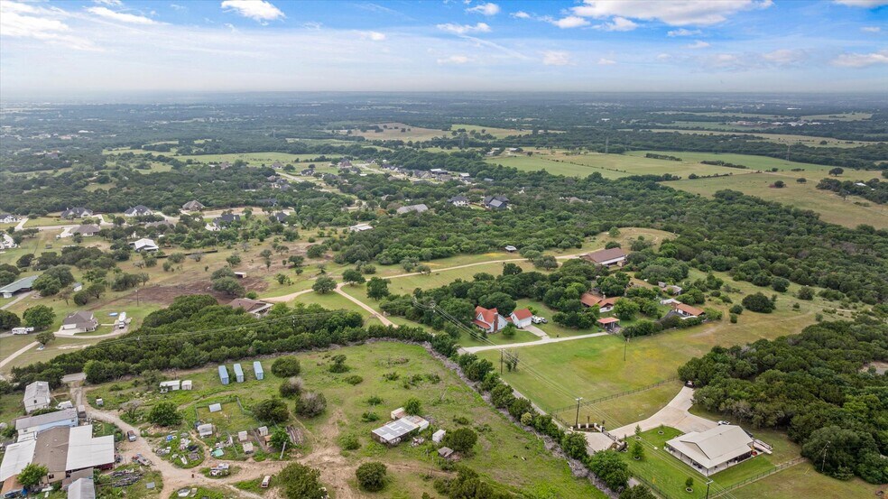 More Photos Of 1904 Floyd Rd, Weatherford Specialty For Sale